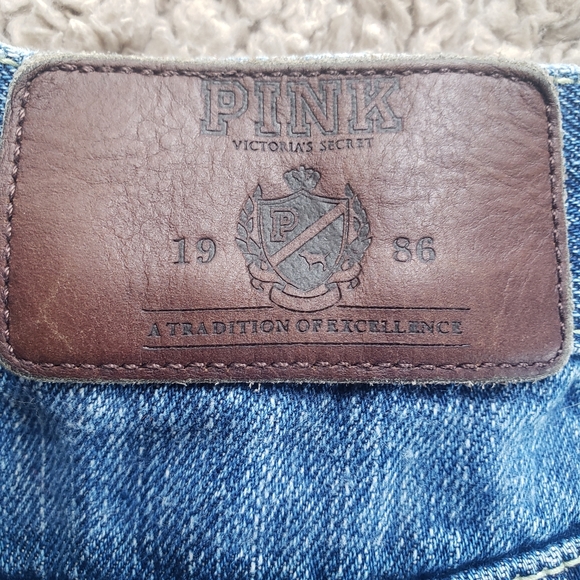 Victoria Secret Pink shorts - Picture 4 of 4